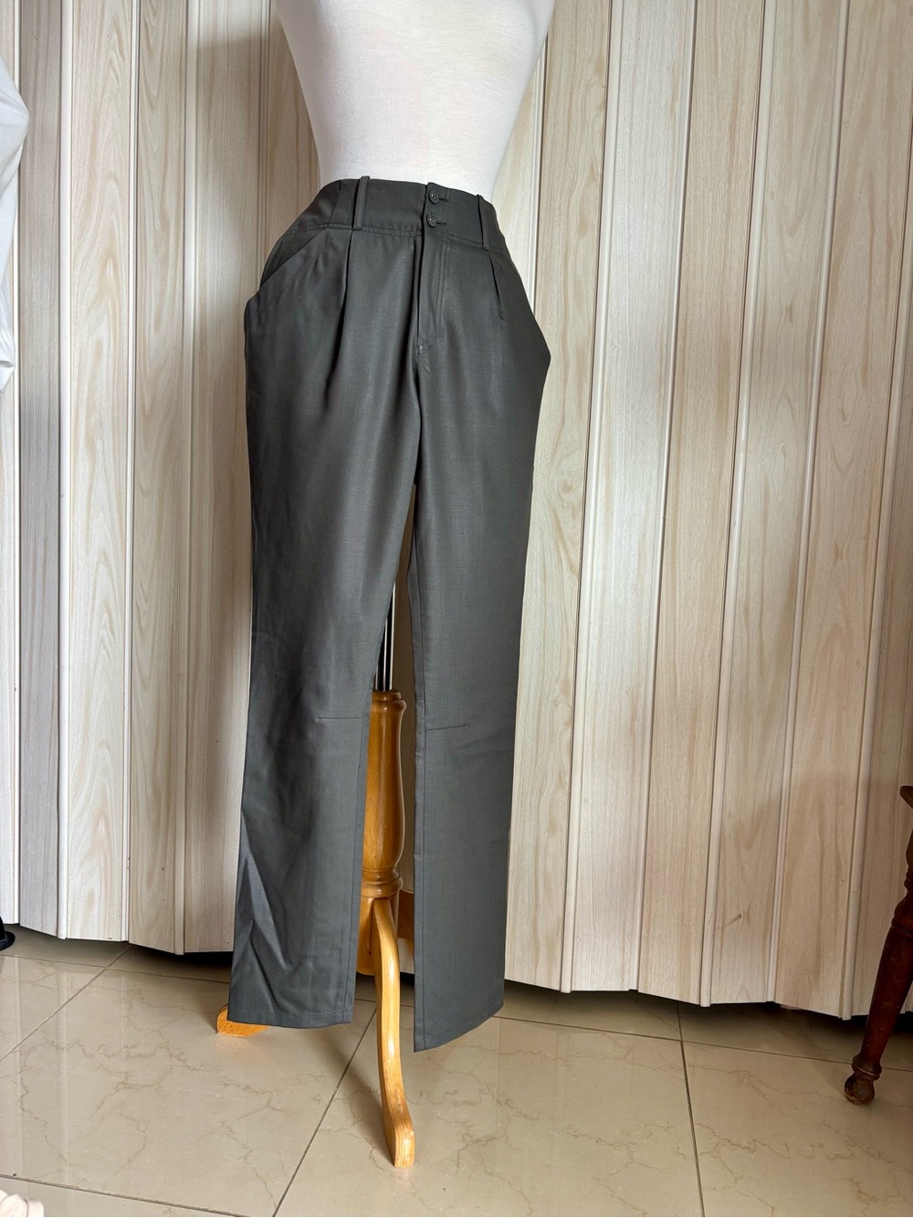 Mads Norgaard ( Copenhagen) Classic Straight-Leg Dress Pants in Dark  Gray